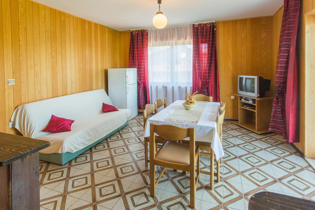 Apartments Bilaja Marina Szoba fotó